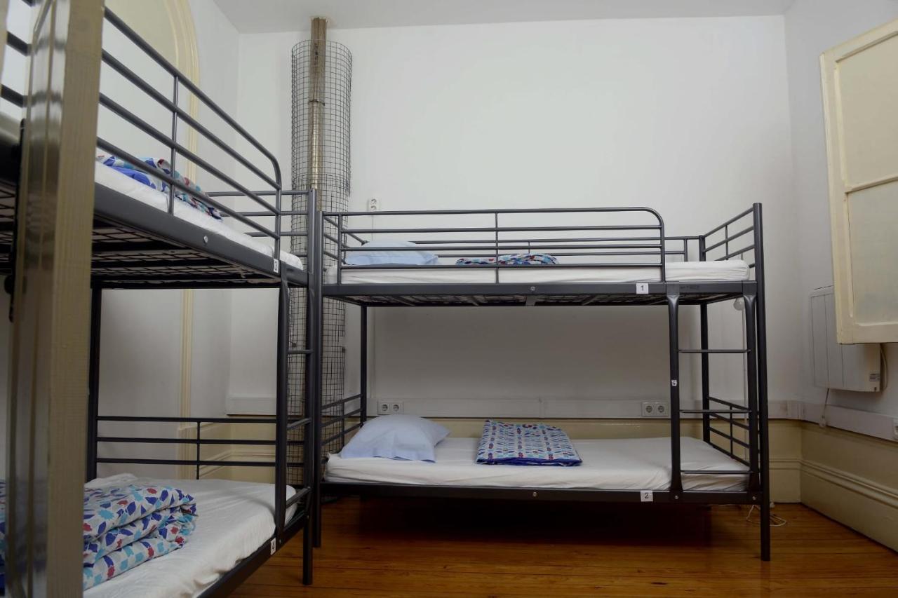 Hostel O2